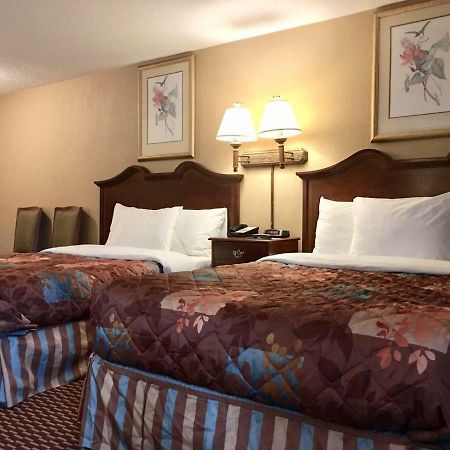 Scottish Inns Sturbridge Exterior foto