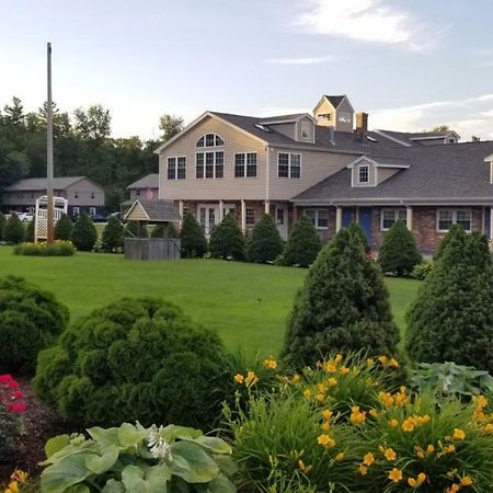 Scottish Inns Sturbridge Exterior foto