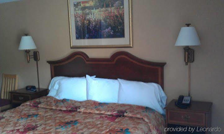 Scottish Inns Sturbridge Exterior foto