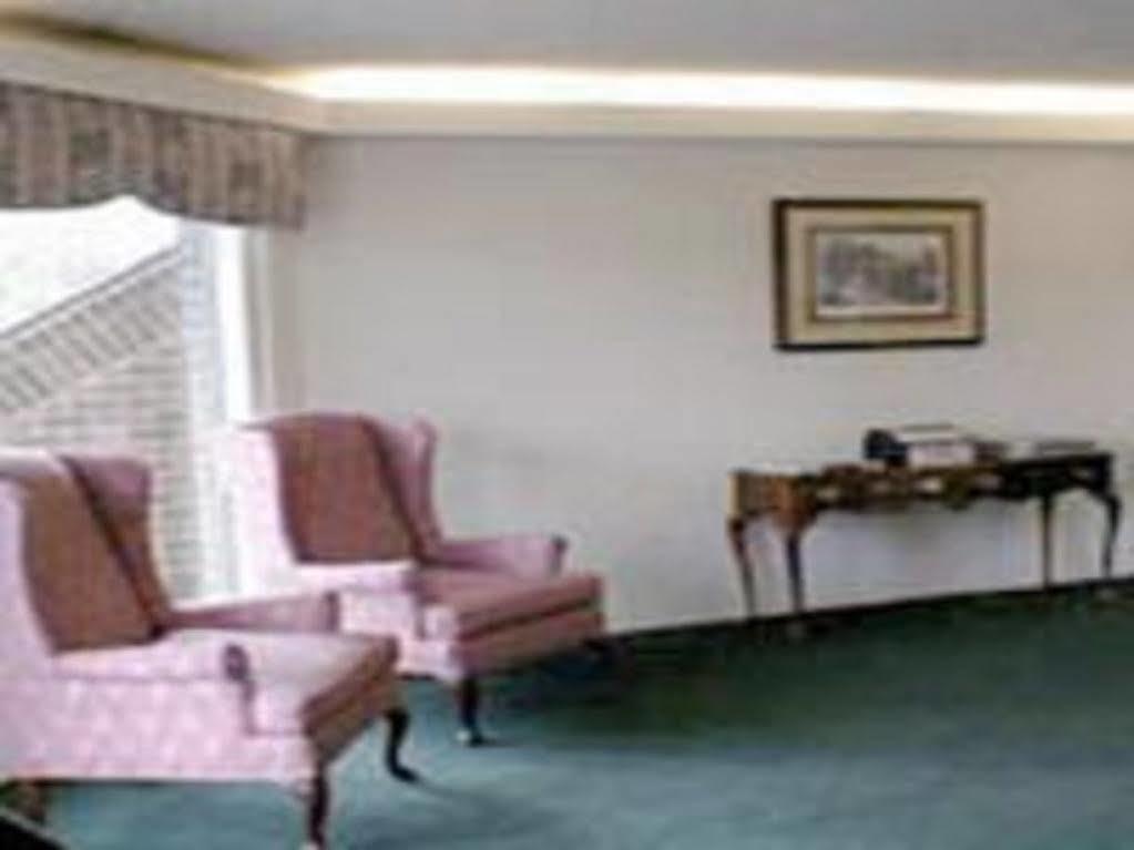 Scottish Inns Sturbridge Exterior foto
